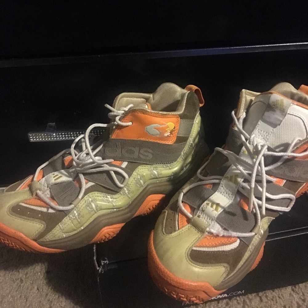 Speedy Gonzales adidas sneakers